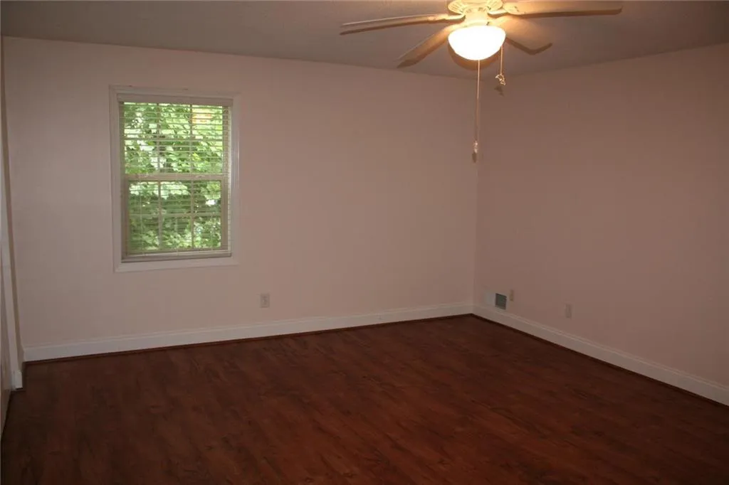 750 Dalrymple Road Unit I2, Atlanta, Georgia 30328, 3 Bedrooms Bedrooms, ,2 BathroomsBathrooms,Residential,Sold,750 Dalrymple Road Unit I2,5945155