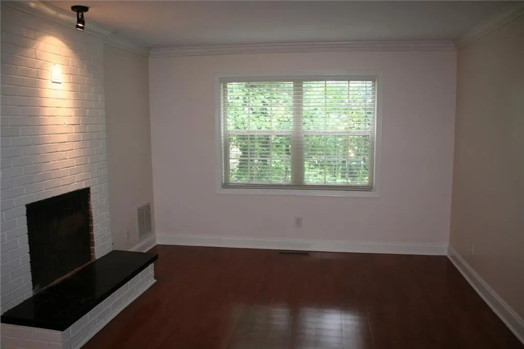 750 Dalrymple Road Unit I2, Atlanta, Georgia 30328, 3 Bedrooms Bedrooms, ,2 BathroomsBathrooms,Residential,Sold,750 Dalrymple Road Unit I2,5945155