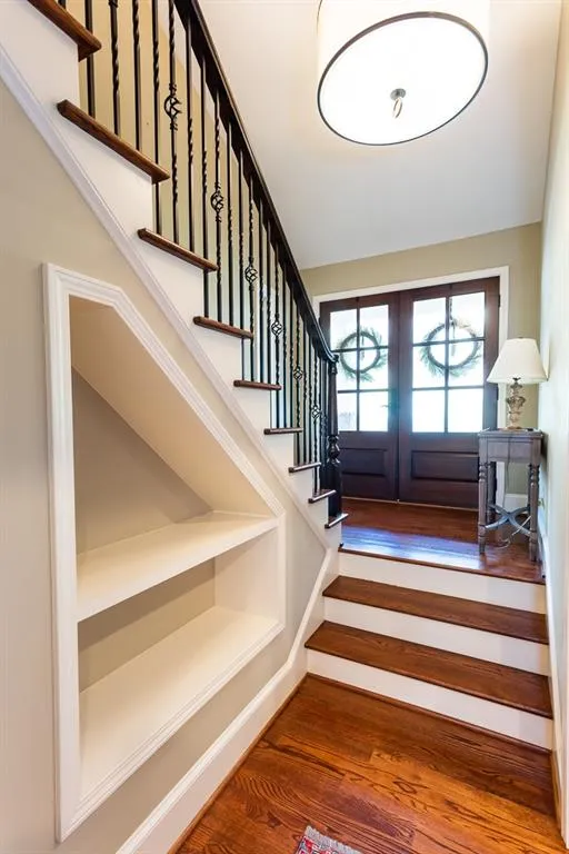 5095 Nesbit Ferry Lane, Sandy Springs, Georgia 30350, 4 Bedrooms Bedrooms, ,3 BathroomsBathrooms,Residential,Sold,5095 Nesbit Ferry Lane,7185955