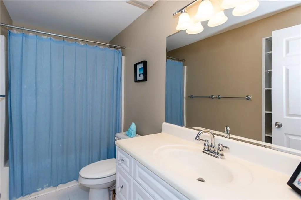 5095 Nesbit Ferry Lane, Sandy Springs, Georgia 30350, 4 Bedrooms Bedrooms, ,3 BathroomsBathrooms,Residential,Sold,5095 Nesbit Ferry Lane,7185955