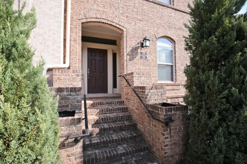 1196 Lavista Circle Unit 1196, Atlanta, Georgia 30324, 2 Bedrooms Bedrooms, ,2 BathroomsBathrooms,Residential,Sold,1196 Lavista Circle Unit 1196,5812882