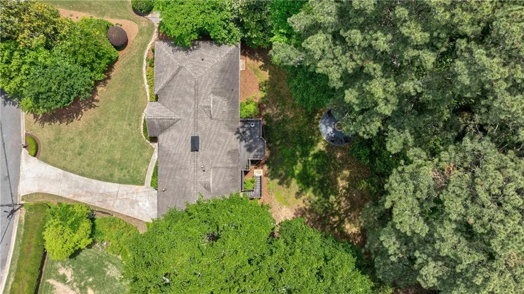 305 Montevallo Drive, Atlanta, Georgia 30342, 4 Bedrooms Bedrooms, ,3 BathroomsBathrooms,Residential,Sold,305 Montevallo Drive,7573266