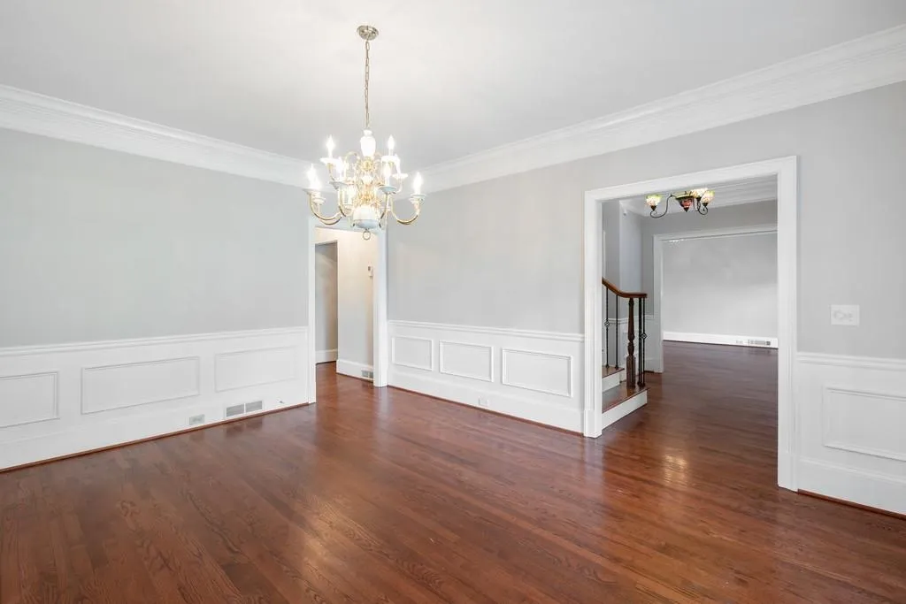7590 S Spalding Lake Drive, Sandy Springs, Georgia 30350, 5 Bedrooms Bedrooms, ,4 BathroomsBathrooms,Residential,Sold,7590 S Spalding Lake Drive,6591308