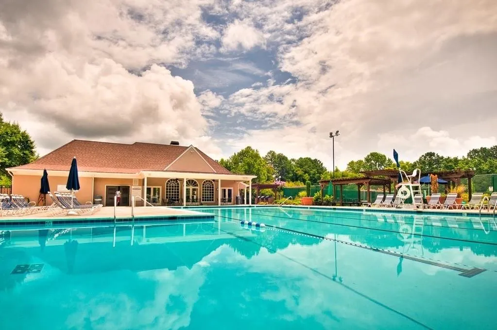 7590 S Spalding Lake Drive, Sandy Springs, Georgia 30350, 5 Bedrooms Bedrooms, ,4 BathroomsBathrooms,Residential,Sold,7590 S Spalding Lake Drive,6591308