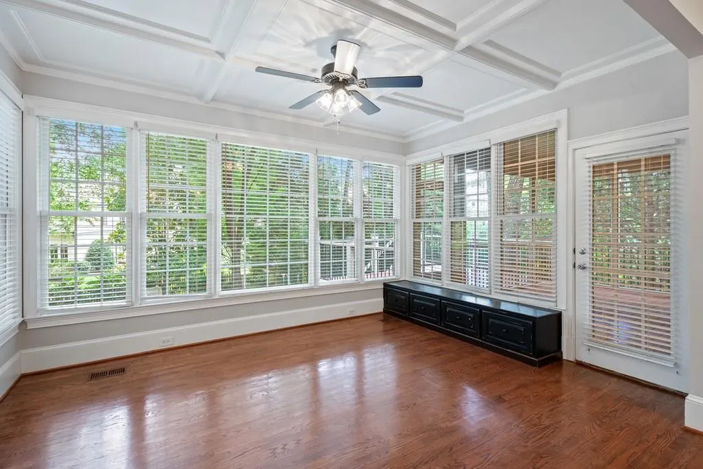 7590 S Spalding Lake Drive, Sandy Springs, Georgia 30350, 5 Bedrooms Bedrooms, ,4 BathroomsBathrooms,Residential,Sold,7590 S Spalding Lake Drive,6591308