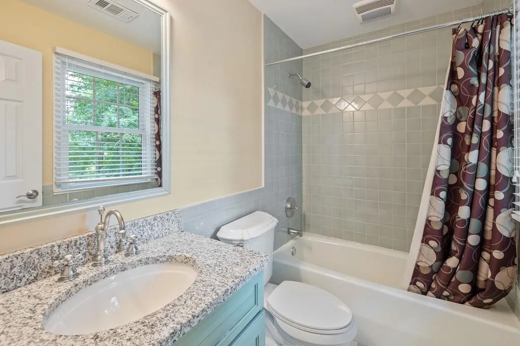 7590 S Spalding Lake Drive, Sandy Springs, Georgia 30350, 5 Bedrooms Bedrooms, ,4 BathroomsBathrooms,Residential,Sold,7590 S Spalding Lake Drive,6591308