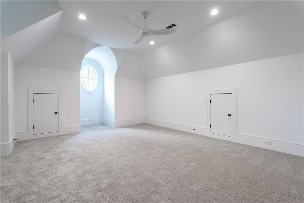 5211 Powers Ferry Road, Sandy Springs, Georgia 30327, 5 Bedrooms Bedrooms, ,6 BathroomsBathrooms,Residential,For Sale,5211 Powers Ferry Road,7579154