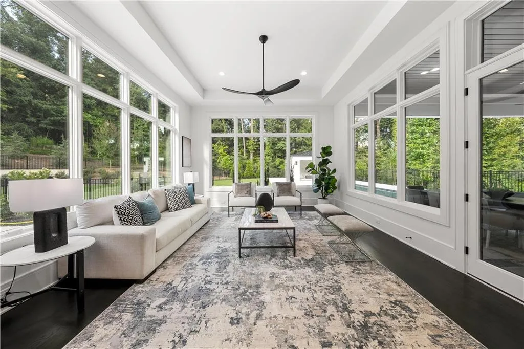 5211 Powers Ferry Road, Sandy Springs, Georgia 30327, 5 Bedrooms Bedrooms, ,6 BathroomsBathrooms,Residential,For Sale,5211 Powers Ferry Road,7579154