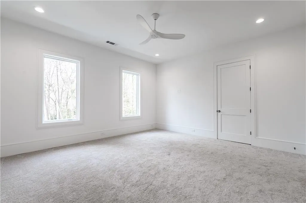 5211 Powers Ferry Road, Sandy Springs, Georgia 30327, 5 Bedrooms Bedrooms, ,6 BathroomsBathrooms,Residential,For Sale,5211 Powers Ferry Road,7579154