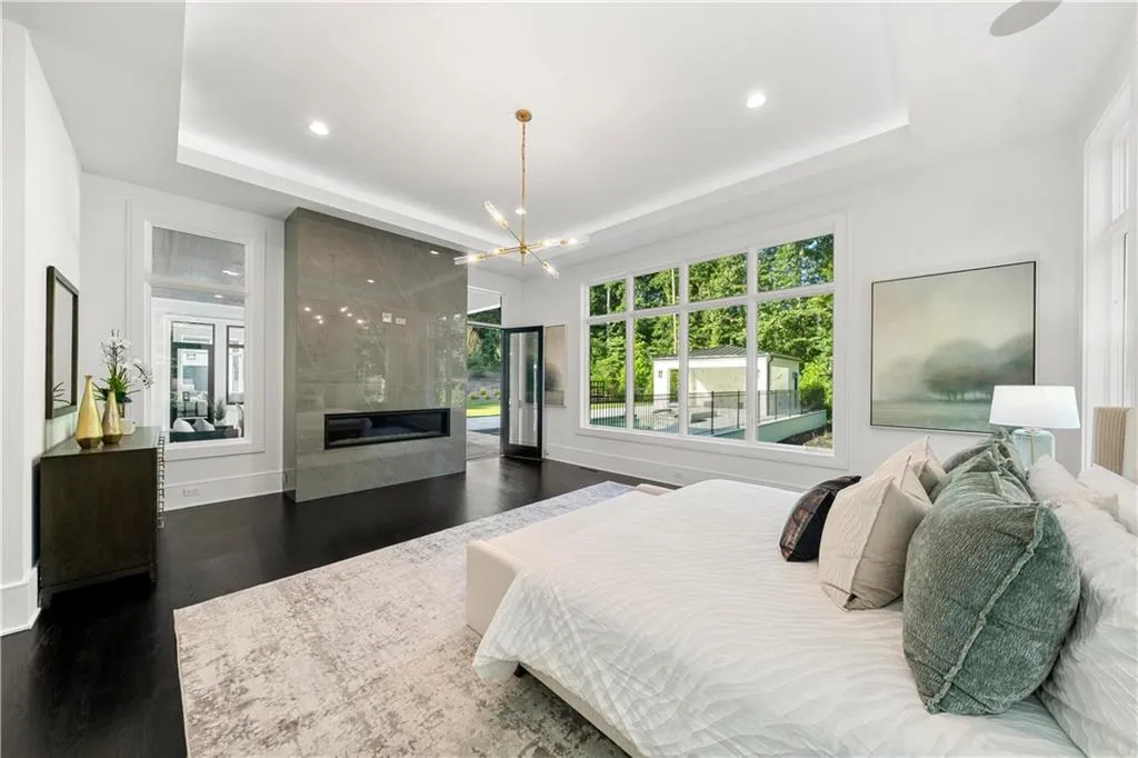 5211 Powers Ferry Road, Sandy Springs, Georgia 30327, 5 Bedrooms Bedrooms, ,6 BathroomsBathrooms,Residential,For Sale,5211 Powers Ferry Road,7579154