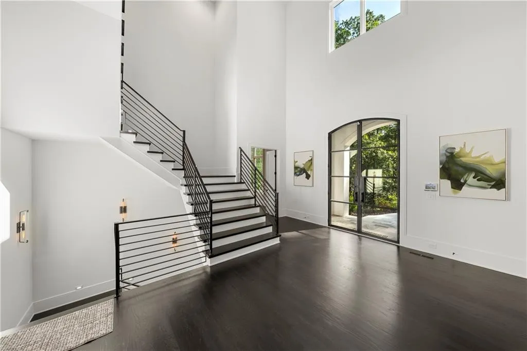 5211 Powers Ferry Road, Sandy Springs, Georgia 30327, 5 Bedrooms Bedrooms, ,6 BathroomsBathrooms,Residential,For Sale,5211 Powers Ferry Road,7579154