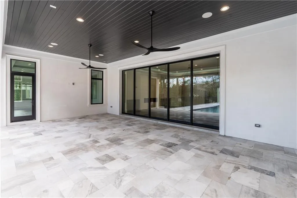 5211 Powers Ferry Road, Sandy Springs, Georgia 30327, 5 Bedrooms Bedrooms, ,6 BathroomsBathrooms,Residential,For Sale,5211 Powers Ferry Road,7579154