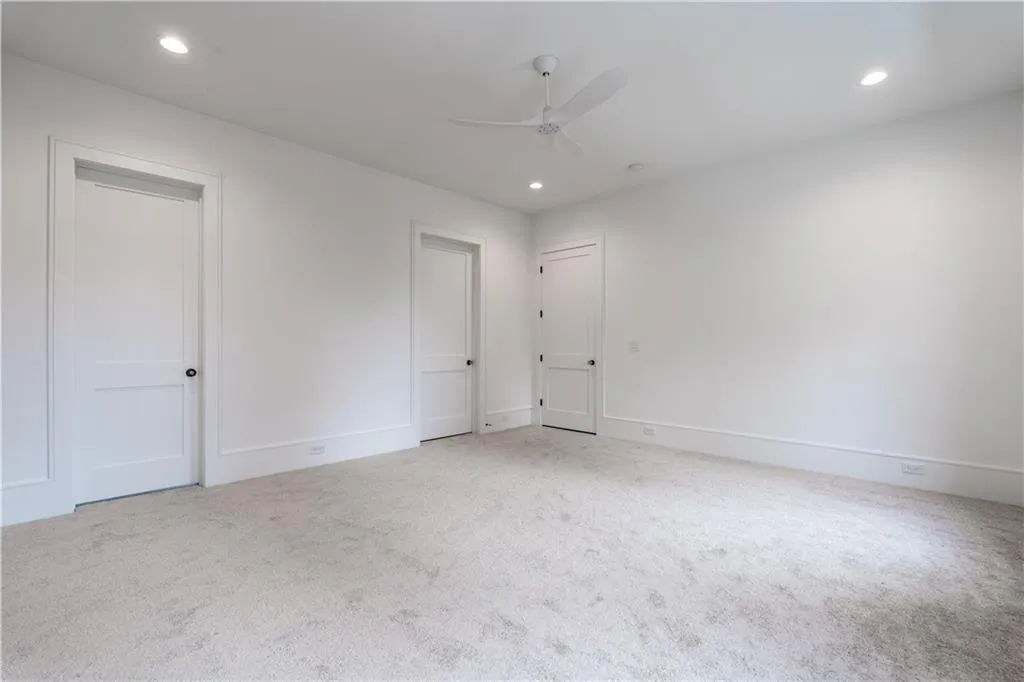 5211 Powers Ferry Road, Sandy Springs, Georgia 30327, 5 Bedrooms Bedrooms, ,6 BathroomsBathrooms,Residential,For Sale,5211 Powers Ferry Road,7579154
