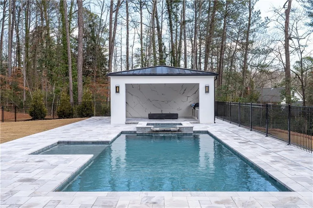 5211 Powers Ferry Road, Sandy Springs, Georgia 30327, 5 Bedrooms Bedrooms, ,6 BathroomsBathrooms,Residential,For Sale,5211 Powers Ferry Road,7579154