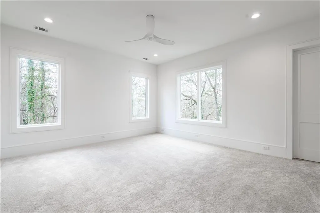 5211 Powers Ferry Road, Sandy Springs, Georgia 30327, 5 Bedrooms Bedrooms, ,6 BathroomsBathrooms,Residential,For Sale,5211 Powers Ferry Road,7579154