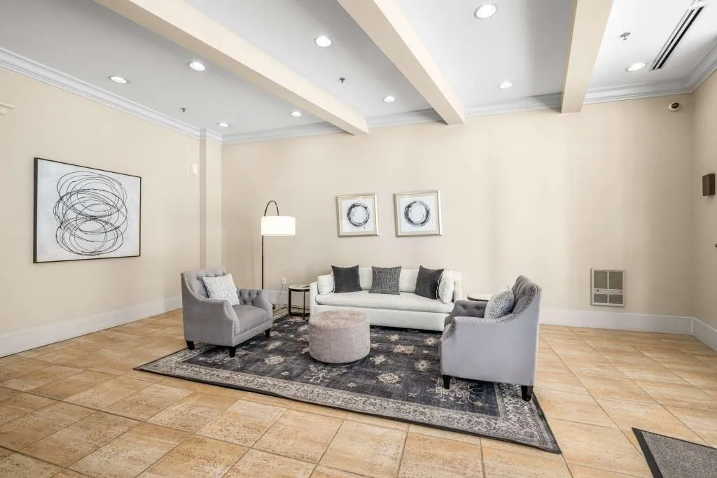 2255 Peachtree Road Unit 426, Atlanta, Georgia 30309, 1 Bedroom Bedrooms, ,1 BathroomBathrooms,Residential,For Sale,2255 Peachtree Road Unit 426,7655489
