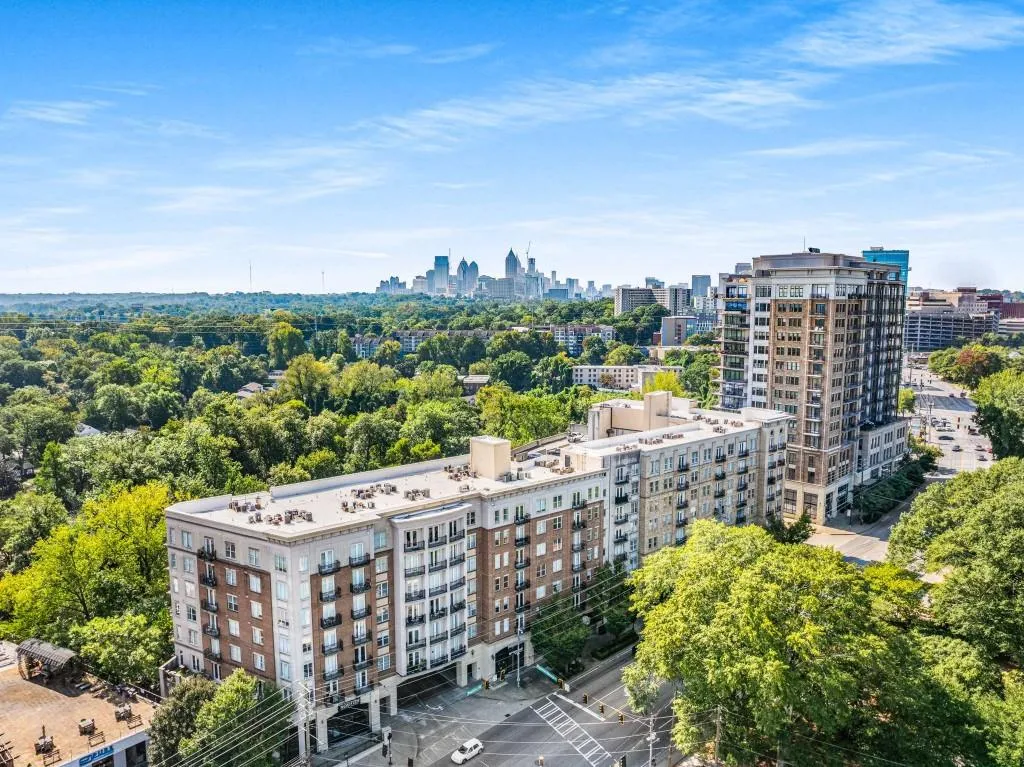 2255 Peachtree Road Unit 426, Atlanta, Georgia 30309, 1 Bedroom Bedrooms, ,1 BathroomBathrooms,Residential,For Sale,2255 Peachtree Road Unit 426,7655489