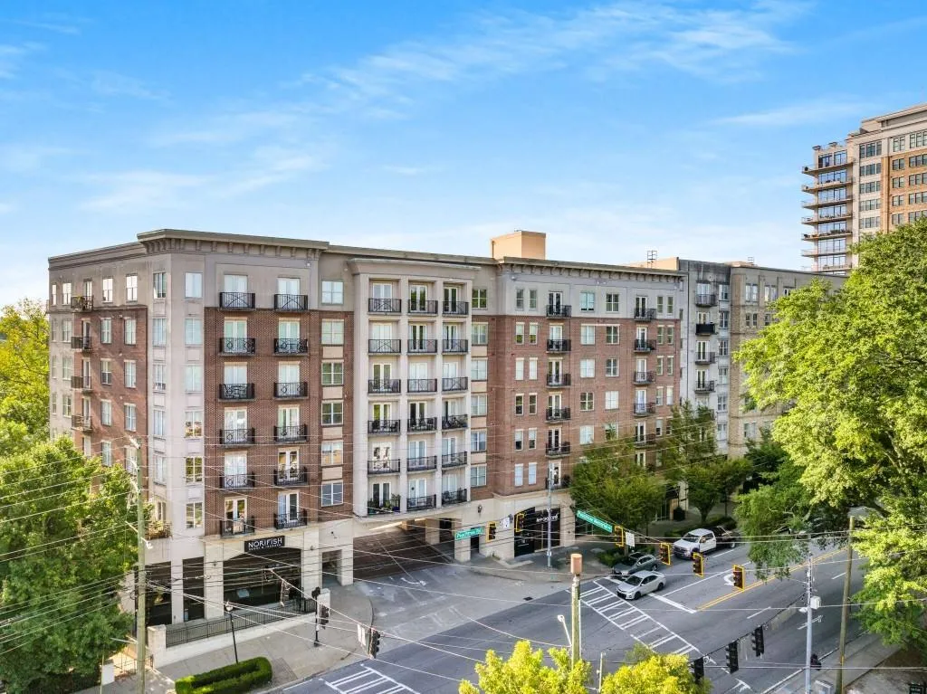 2255 Peachtree Road Unit 426, Atlanta, Georgia 30309, 1 Bedroom Bedrooms, ,1 BathroomBathrooms,Residential,For Sale,2255 Peachtree Road Unit 426,7655489