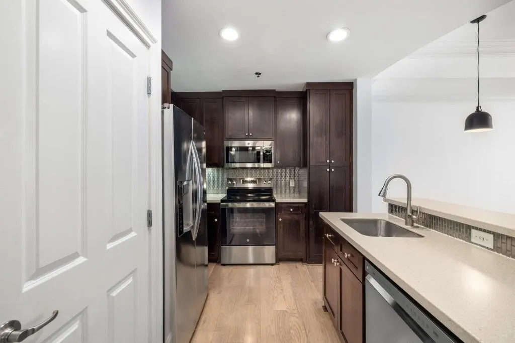 2255 Peachtree Road Unit 426, Atlanta, Georgia 30309, 1 Bedroom Bedrooms, ,1 BathroomBathrooms,Residential,For Sale,2255 Peachtree Road Unit 426,7655489