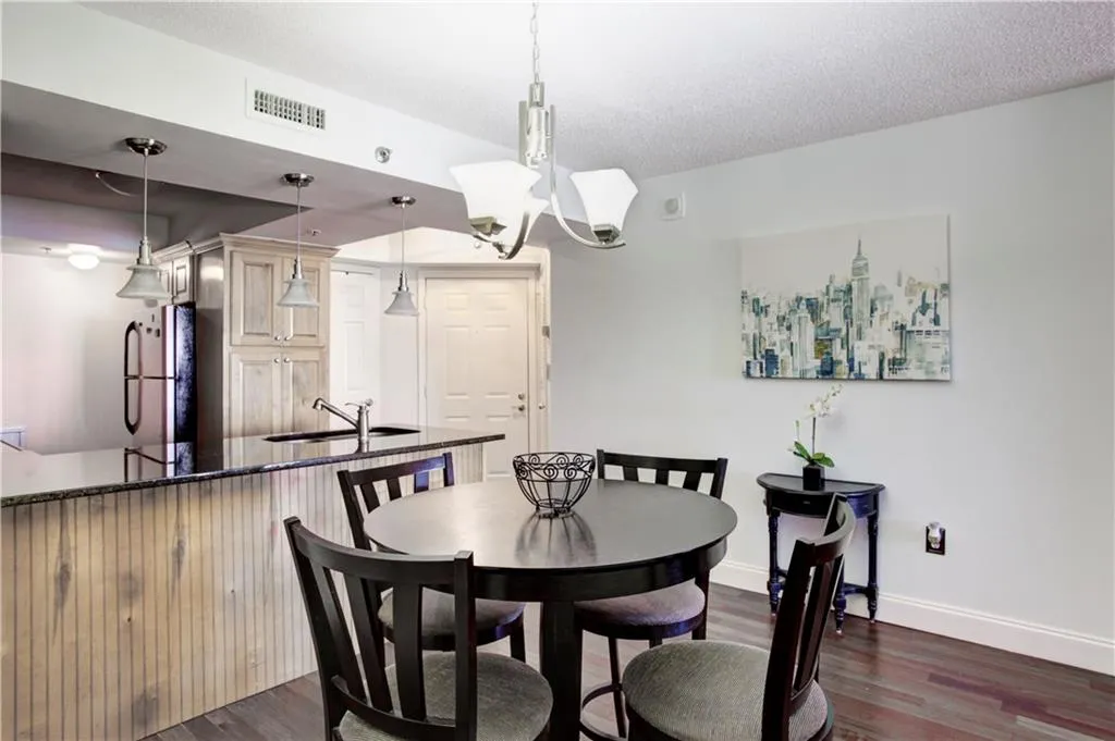 795 Hammond Drive Unit 413, Atlanta, Georgia 30328, 2 Bedrooms Bedrooms, ,2 BathroomsBathrooms,Residential,Sold,795 Hammond Drive Unit 413,5979793