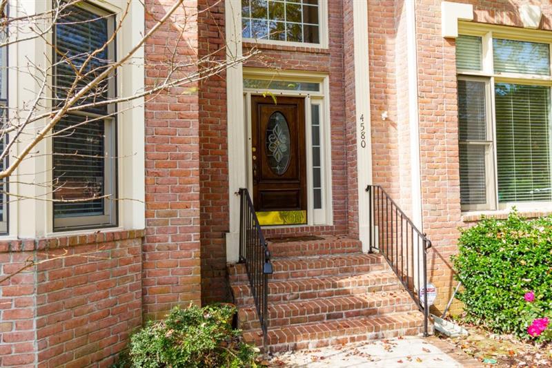 4580 Windsor Gate Court, Atlanta, Georgia 30342, 6 Bedrooms Bedrooms, ,4 BathroomsBathrooms,Residential,Sold,4580 Windsor Gate Court,7321365