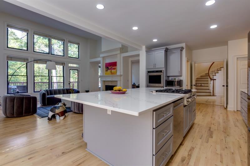 4580 Windsor Gate Court, Atlanta, Georgia 30342, 6 Bedrooms Bedrooms, ,4 BathroomsBathrooms,Residential,Sold,4580 Windsor Gate Court,7321365