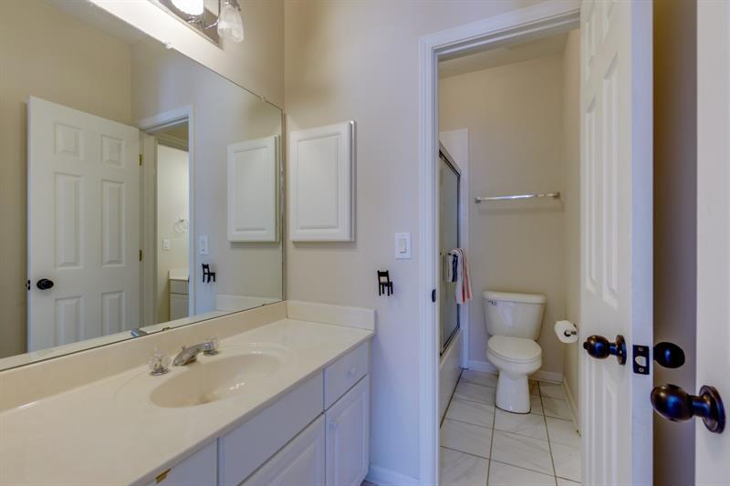 4580 Windsor Gate Court, Atlanta, Georgia 30342, 6 Bedrooms Bedrooms, ,4 BathroomsBathrooms,Residential,Sold,4580 Windsor Gate Court,7321365