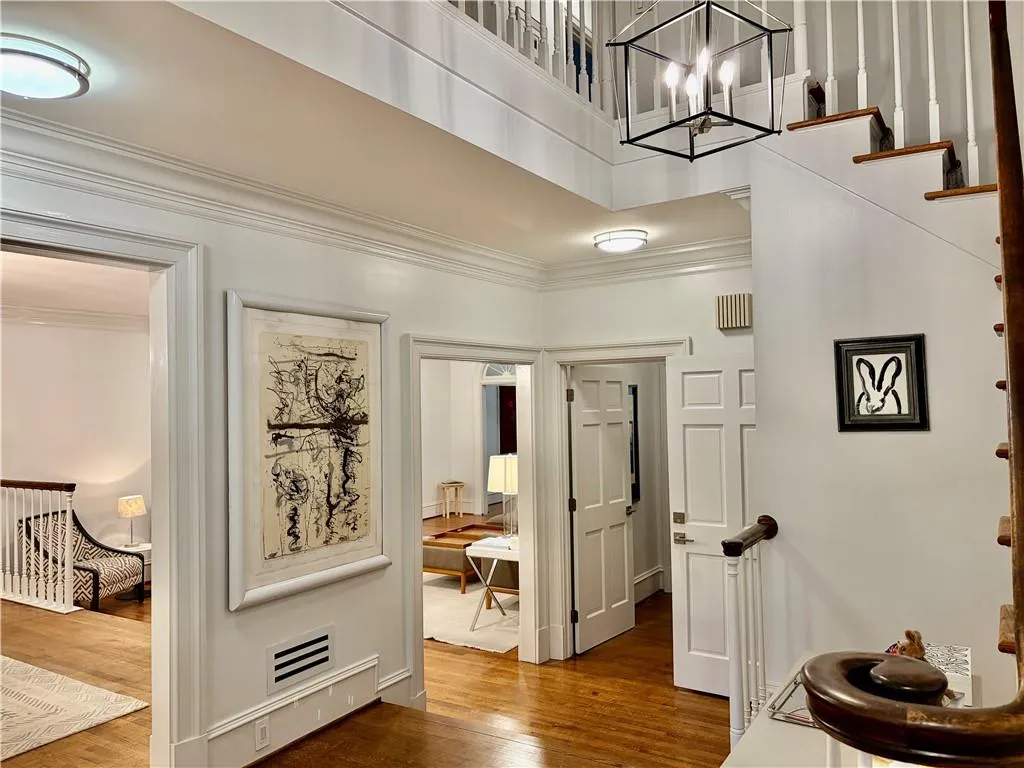 2 Story Entry Hall