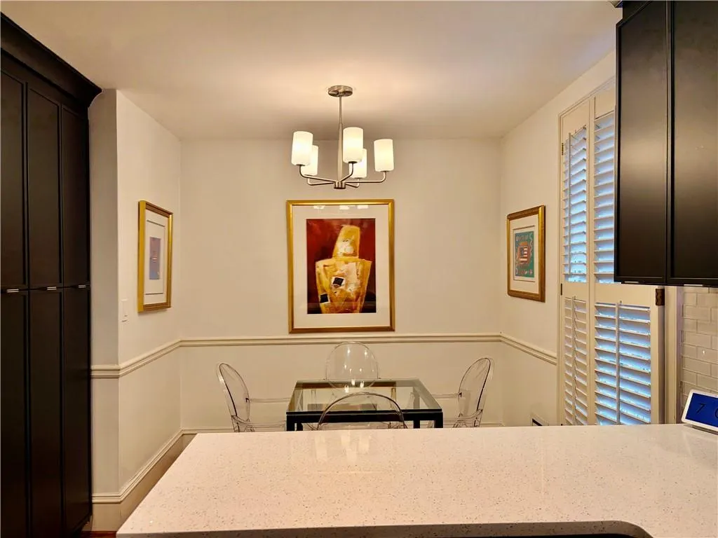 504 Townsend Place Nw, Atlanta, Georgia 30327, 3 Bedrooms Bedrooms, 0 ,3 BathroomsBathrooms,Residential,For Sale,504 Townsend Place Nw,7826289