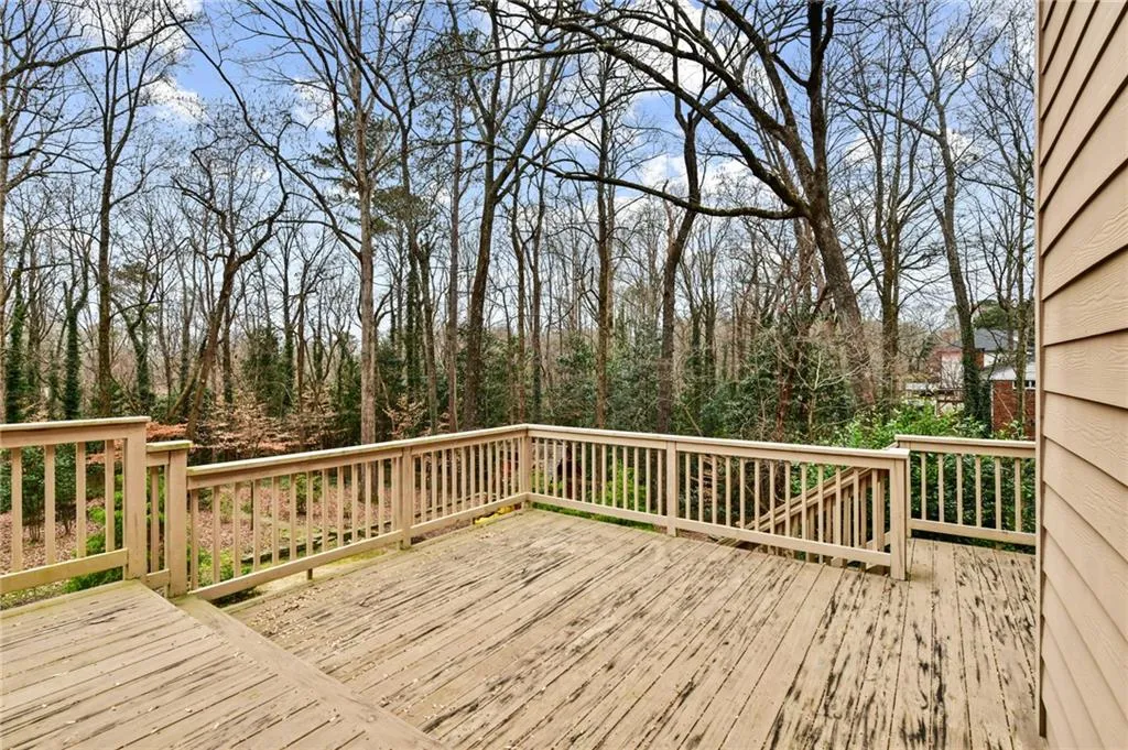 525 Forest Hills Drive, Atlanta, Georgia 30342, 6 Bedrooms Bedrooms, ,5 BathroomsBathrooms,Residential,Sold,525 Forest Hills Drive,6983709