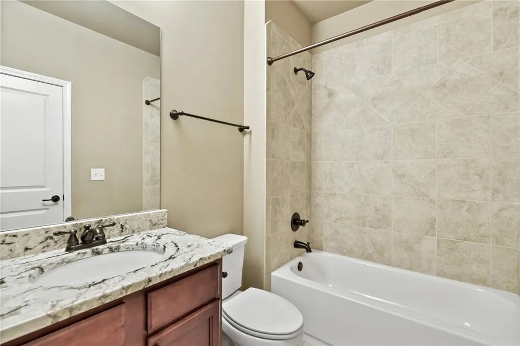 525 Forest Hills Drive, Atlanta, Georgia 30342, 6 Bedrooms Bedrooms, ,5 BathroomsBathrooms,Residential,Sold,525 Forest Hills Drive,6983709