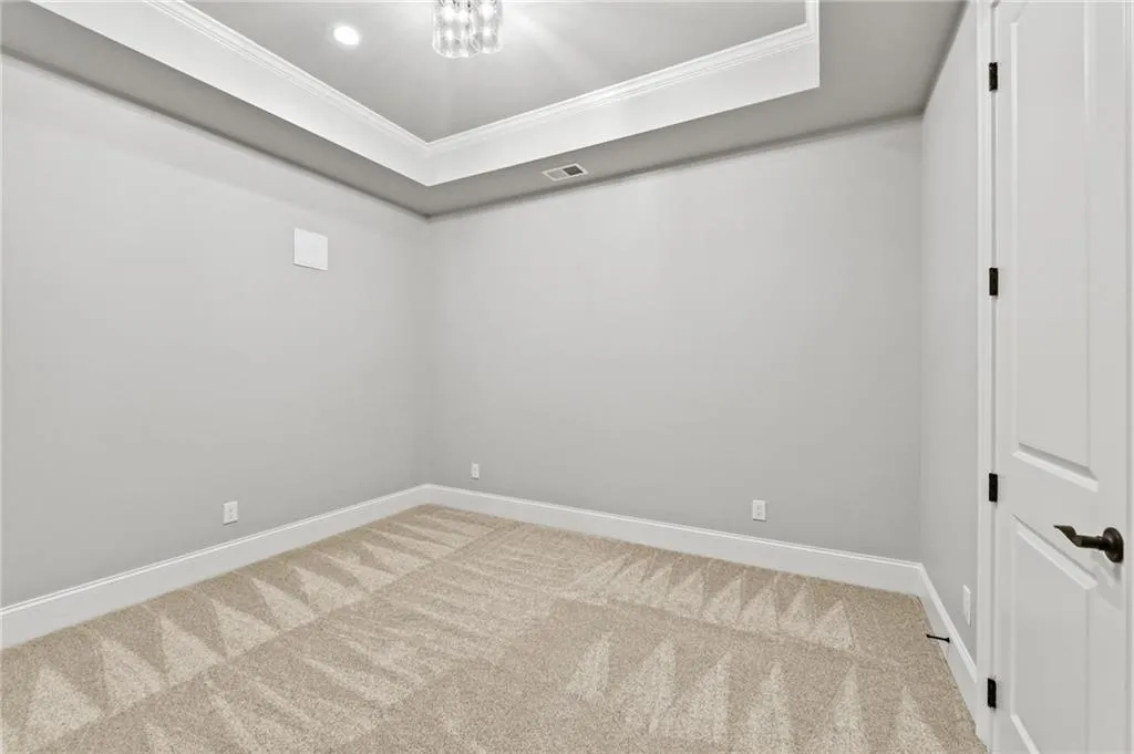 525 Forest Hills Drive, Atlanta, Georgia 30342, 6 Bedrooms Bedrooms, ,5 BathroomsBathrooms,Residential,Sold,525 Forest Hills Drive,6983709