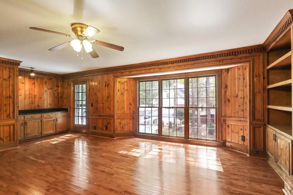 5 Messina Way, Sandy Springs, Georgia 30328, 5 Bedrooms Bedrooms, ,2 BathroomsBathrooms,Residential,Sold,5 Messina Way,6083561