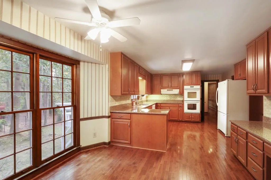 5 Messina Way, Sandy Springs, Georgia 30328, 5 Bedrooms Bedrooms, ,2 BathroomsBathrooms,Residential,Sold,5 Messina Way,6083561