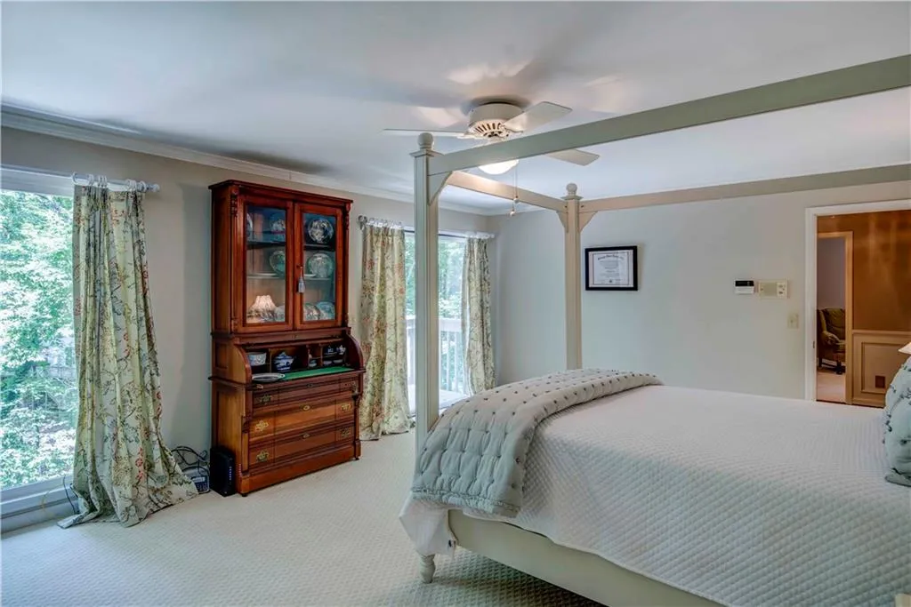 8865 Buckhorn, Sandy Springs, Georgia 30350, 4 Bedrooms Bedrooms, ,3 BathroomsBathrooms,Residential,Sold,8865 Buckhorn,5720726