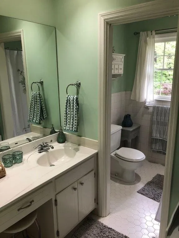 Georgia 30328, ,2 BathroomsBathrooms,Residential,Sold,6007831
