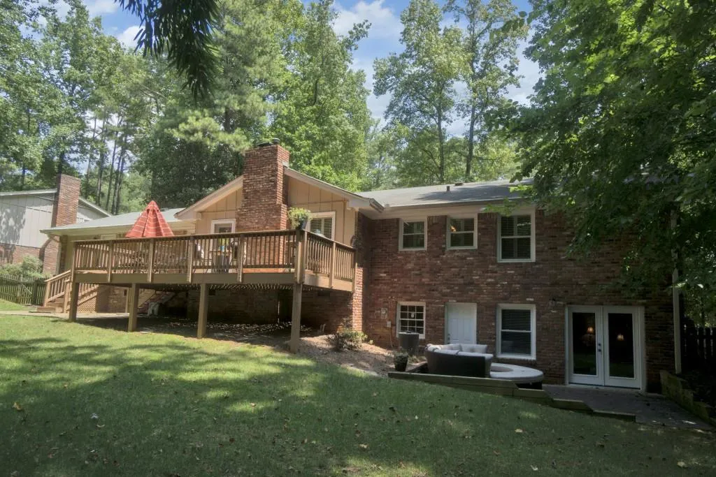 5790 Kayron Drive, Sandy Springs, Georgia 30328, 3 Bedrooms Bedrooms, ,2 BathroomsBathrooms,Residential,Sold,5790 Kayron Drive,5895398