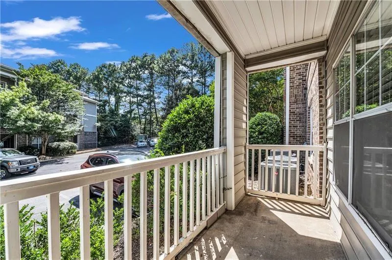 2700 Pine Tree Road Ne Unit 1015, Atlanta, Georgia 30324, 1 Bedroom Bedrooms, ,1 BathroomBathrooms,Residential,For Sale,2700 Pine Tree Road Ne Unit 1015,7560341