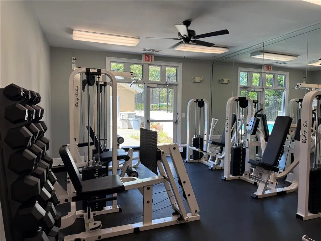 2700 Pine Tree Road Ne Unit 1015, Atlanta, Georgia 30324, 1 Bedroom Bedrooms, ,1 BathroomBathrooms,Residential,For Sale,2700 Pine Tree Road Ne Unit 1015,7560341