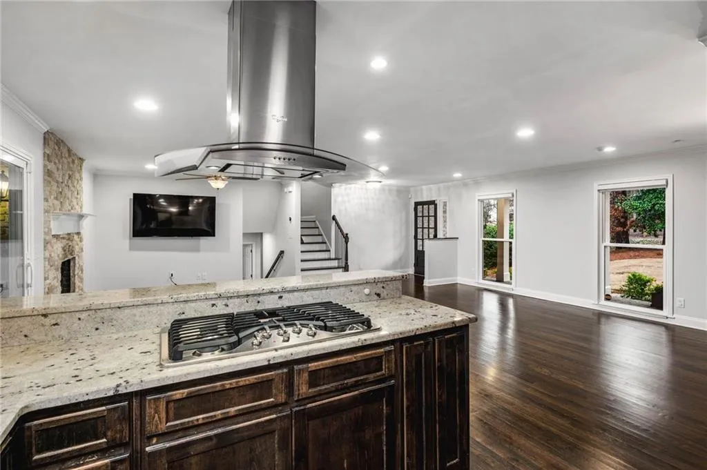 591 Dalrymple Road, Atlanta, Georgia 30328, 5 Bedrooms Bedrooms, ,3 BathroomsBathrooms,Residential,Sold,591 Dalrymple Road,7346561