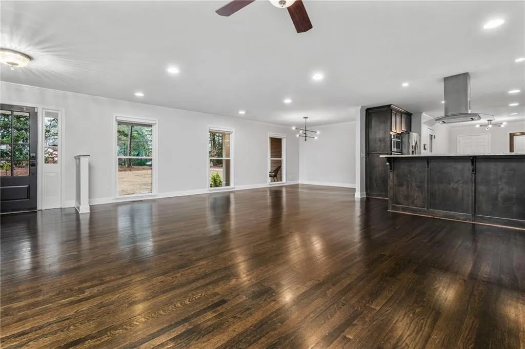 591 Dalrymple Road, Atlanta, Georgia 30328, 5 Bedrooms Bedrooms, ,3 BathroomsBathrooms,Residential,Sold,591 Dalrymple Road,7346561