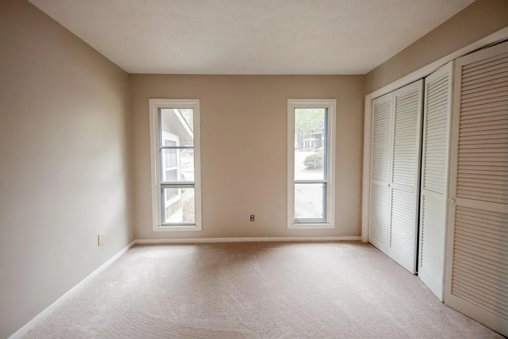 5147 Roswell Road Ne Unit 7, Atlanta, Georgia 30342, 2 Bedrooms Bedrooms, ,1 BathroomBathrooms,Residential,Sold,5147 Roswell Road Ne Unit 7,5830210