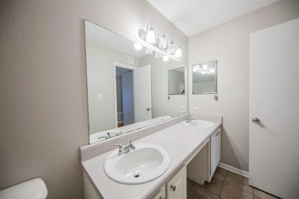 5147 Roswell Road Ne Unit 7, Atlanta, Georgia 30342, 2 Bedrooms Bedrooms, ,1 BathroomBathrooms,Residential,Sold,5147 Roswell Road Ne Unit 7,5830210