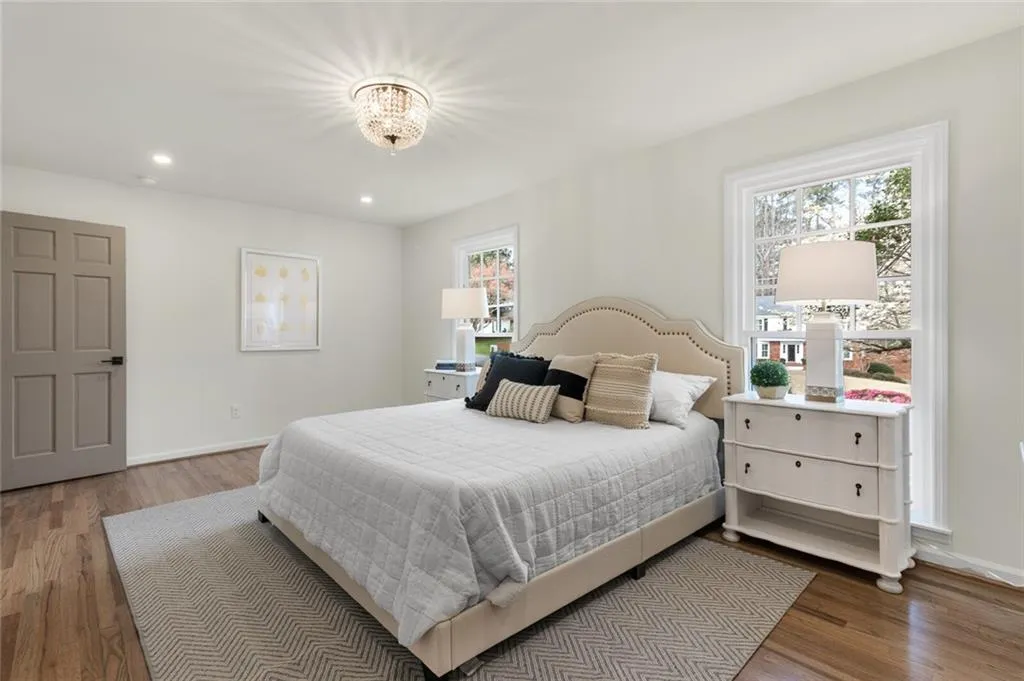 980 Winding Creek Trail, Sandy Springs, Georgia 30328, 6 Bedrooms Bedrooms, ,4 BathroomsBathrooms,Residential,Sold,980 Winding Creek Trail,7022733