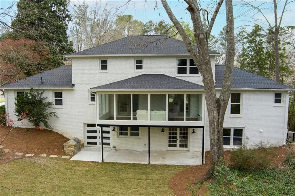 980 Winding Creek Trail, Sandy Springs, Georgia 30328, 6 Bedrooms Bedrooms, ,4 BathroomsBathrooms,Residential,Sold,980 Winding Creek Trail,7022733