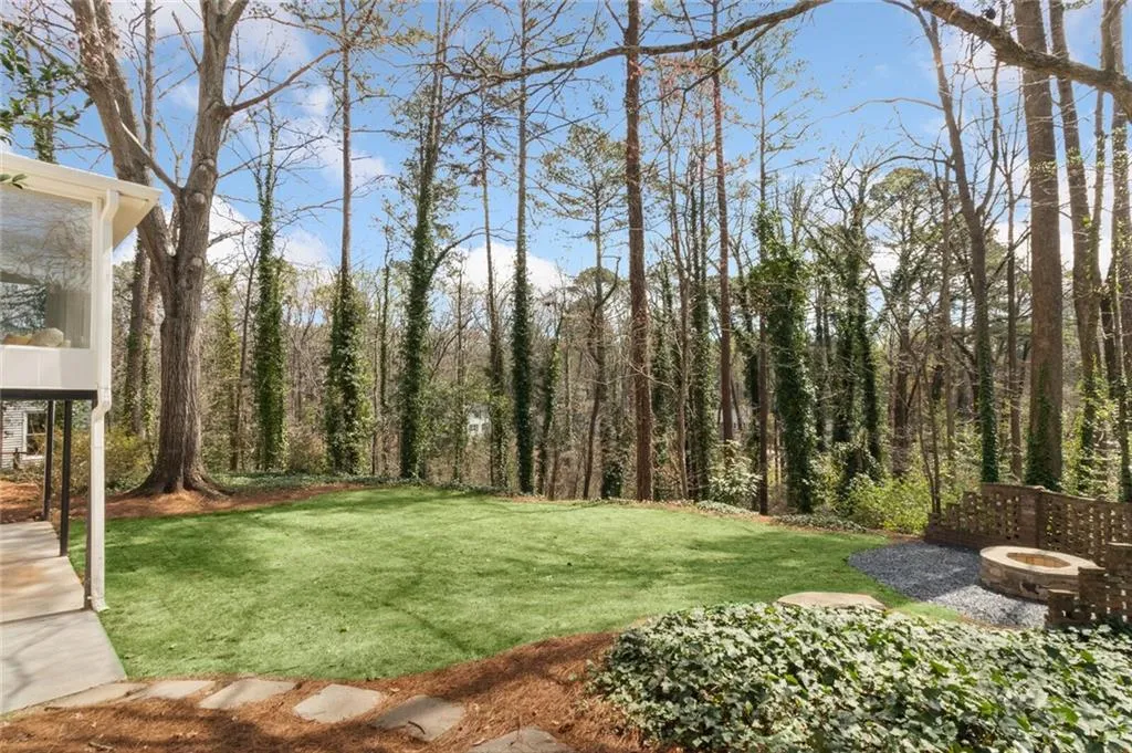 980 Winding Creek Trail, Sandy Springs, Georgia 30328, 6 Bedrooms Bedrooms, ,4 BathroomsBathrooms,Residential,Sold,980 Winding Creek Trail,7022733