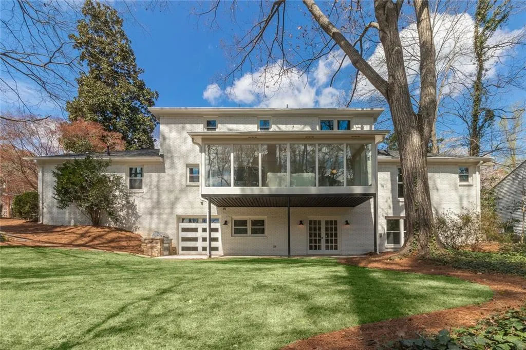 980 Winding Creek Trail, Sandy Springs, Georgia 30328, 6 Bedrooms Bedrooms, ,4 BathroomsBathrooms,Residential,Sold,980 Winding Creek Trail,7022733