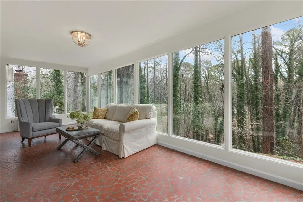 980 Winding Creek Trail, Sandy Springs, Georgia 30328, 6 Bedrooms Bedrooms, ,4 BathroomsBathrooms,Residential,Sold,980 Winding Creek Trail,7022733