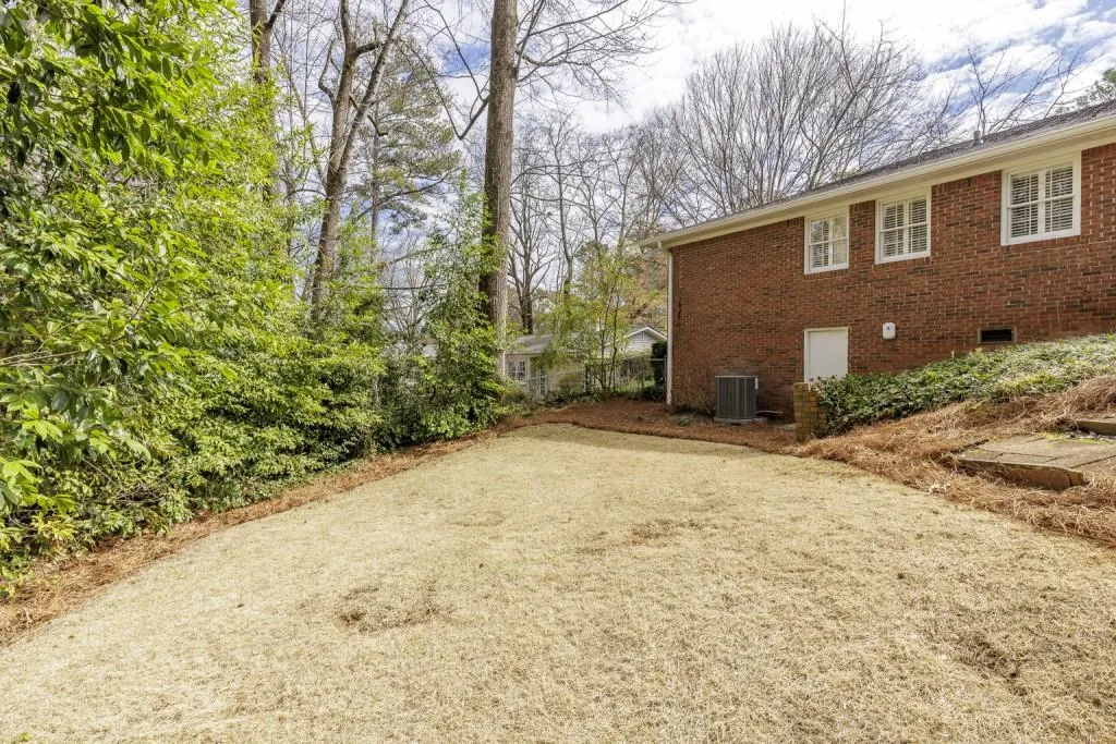 18 Brandon Ridge Drive, Sandy Springs, Georgia 30328, 3 Bedrooms Bedrooms, ,2 BathroomsBathrooms,Residential,Sold,18 Brandon Ridge Drive,7530486