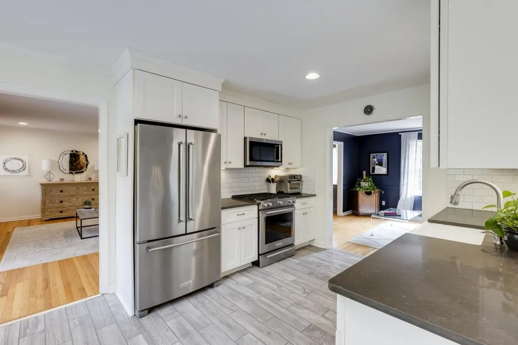 18 Brandon Ridge Drive, Sandy Springs, Georgia 30328, 3 Bedrooms Bedrooms, ,2 BathroomsBathrooms,Residential,Sold,18 Brandon Ridge Drive,7530486